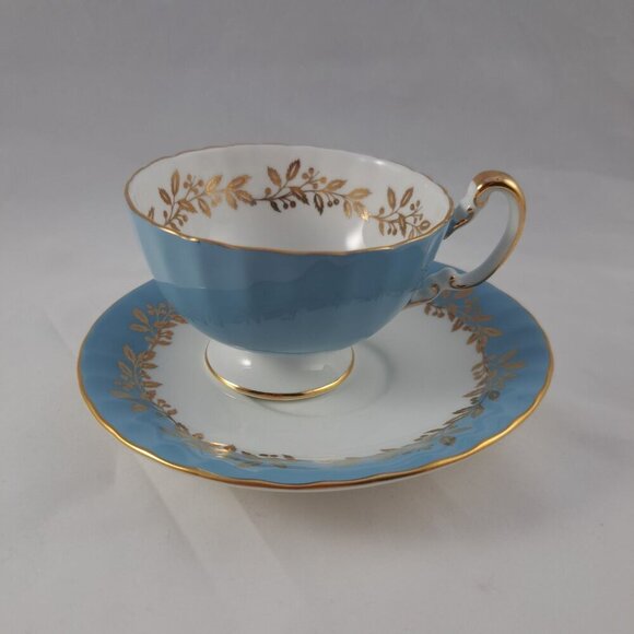 Aynsley Bone China Blue Gold Tea Cup Saucer Set Floral Interior Vintage - Picture 6 of 16